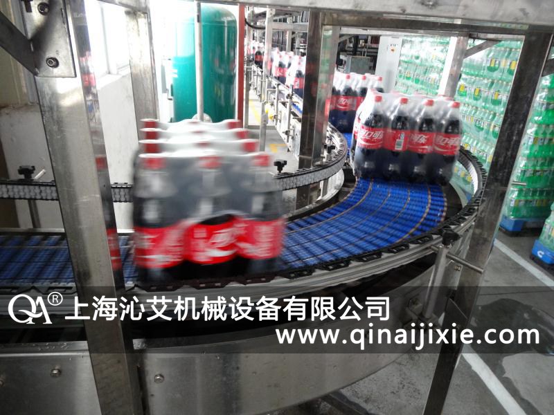 飲料滾珠鏈板輸送機械發(fā)展趨勢日益明顯 飲料滾珠鏈板輸送機械發(fā)展趨勢日益明顯